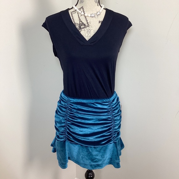 Wild Fable Women’s Slate Blue Velvet Tiered Mini Skirt with Roushing - Picture 1 of 7
